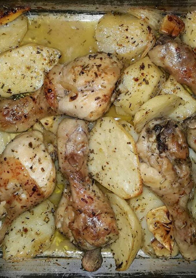 Una foto de Jamoncitos de pollo a las finas hierbas