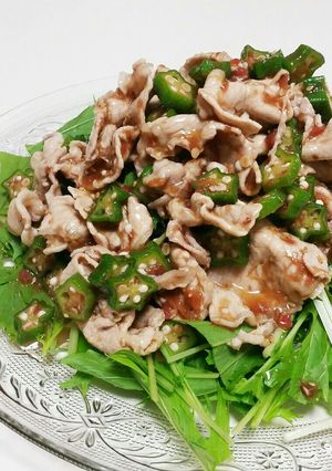 A picture of Easy Chilled Pork Shabu Salad with Okra and Umeboshi.