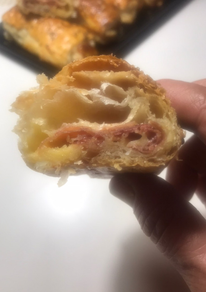 Una foto de Mini napolitanas de jamón y queso, en un plis!