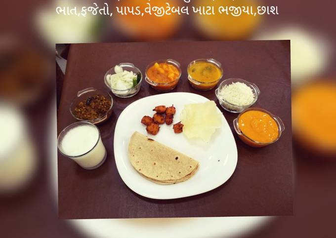 Recipe of Eric Ripert Rotli,bateta nu shaak,Moong,Keri no Ras,fajeto,rice,chass(buttermilk)