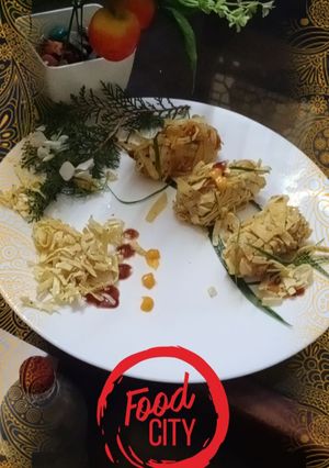 A picture of Paneer Roll.