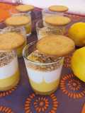 Vasitos de lemon curd con crema de queso