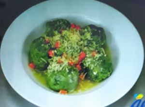 Una foto de 𝑀𝑎𝑙𝑓𝑎𝑡𝑡𝑖𝑠 𝐷𝑒 𝐸𝑠𝑝𝑖𝑛𝑎𝑐𝑎 𝑦 𝑅𝑖𝑐𝑜𝑡𝑎 brodo
