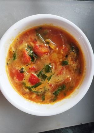 A picture of Panch foran daal palak.