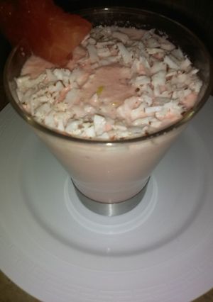 A picture of Watermelon/Coconut Shakes.