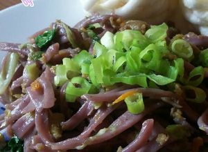 Foto resep Mie Ungu Goreng (Mie Ubi Ungu)