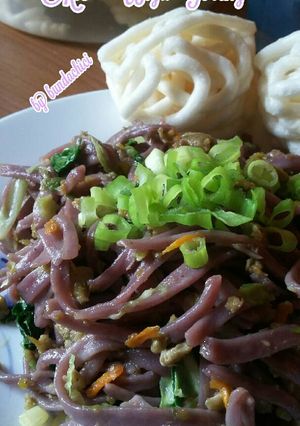 Foto resep Mie Ungu Goreng (Mie Ubi Ungu)