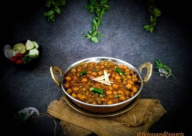 Steps to Prepare Super Quick Homemade Pindi Chole/Pindi Chana Masala