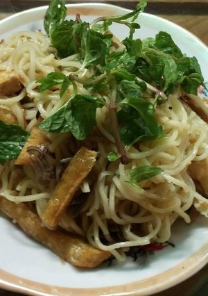 Hình của món Mì trộn chay.