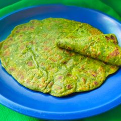 A picture of Liquid Dough Palak Paratha.