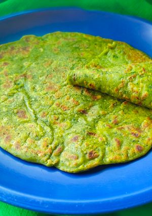 A picture of Liquid Dough Palak Paratha.
