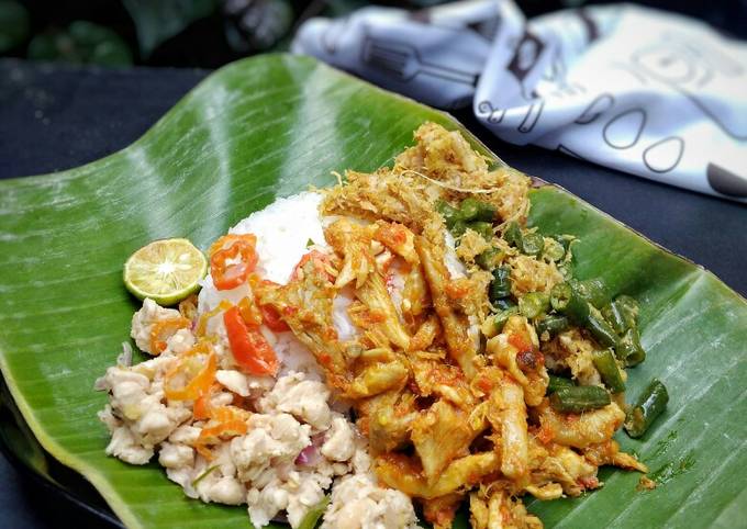 Nasi Campur Bali (ayam sisit, lawar sayuran, tempe sambal matah)