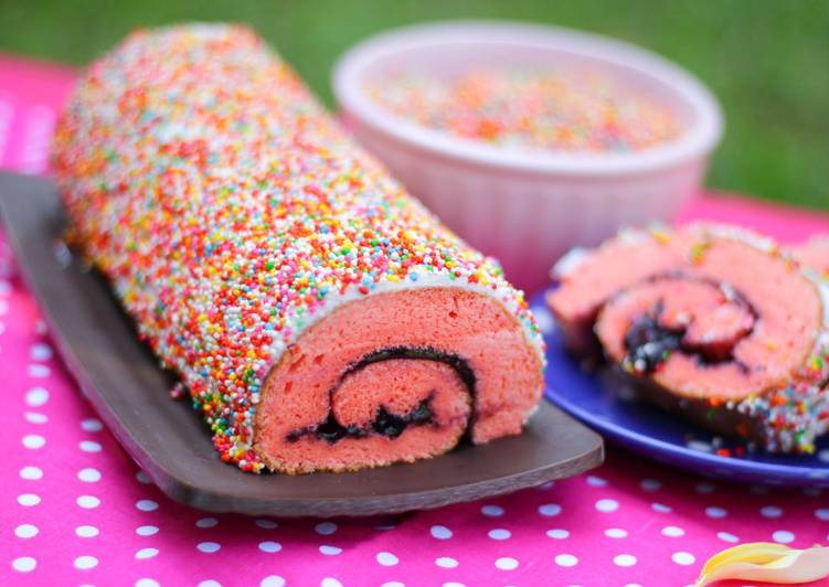 Strawberry japanese rollcake