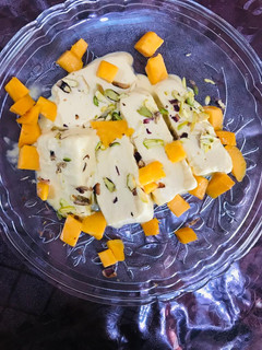 A picture of Mango ice cream.