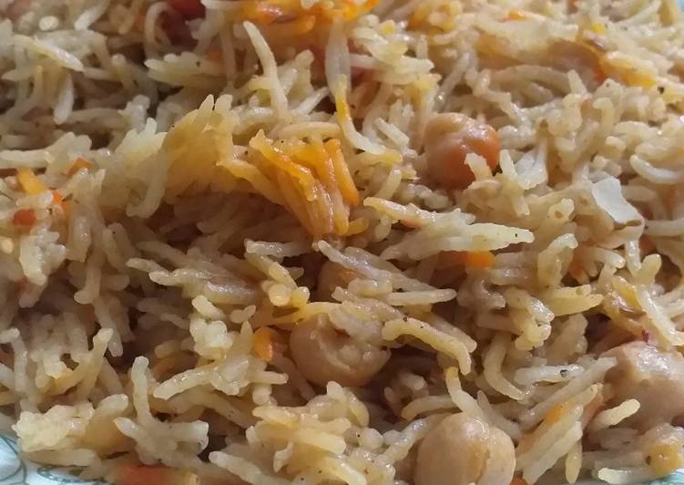 How to Make Homemade Dhagi Chana Pulao