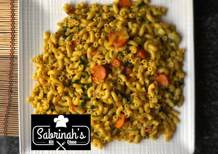 Easiest Way to Make Quick Spicy parsley macaroni