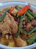 Lodeh Jawa Rumahan (kacang panjang, kacang merah, tetelan ayam)