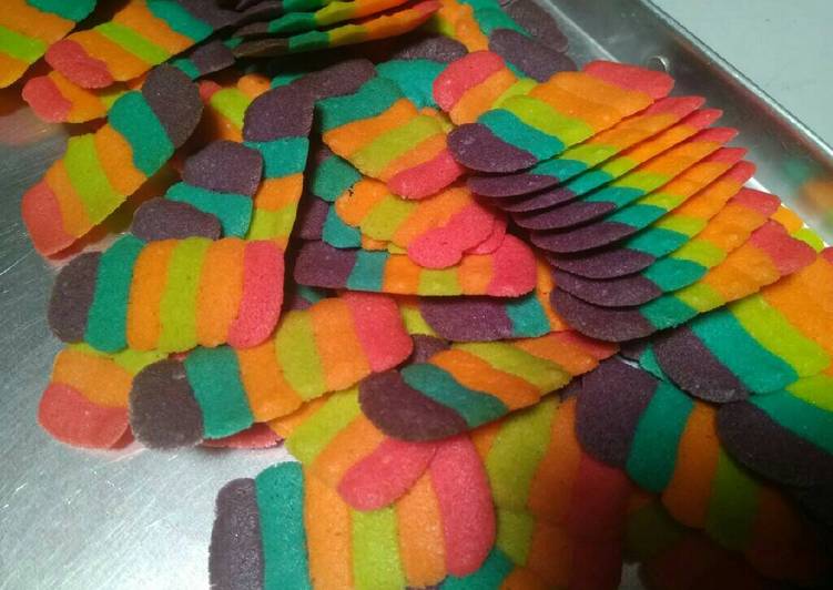 Cara termudah untuk Membuat LezatLidah kucing rainbow