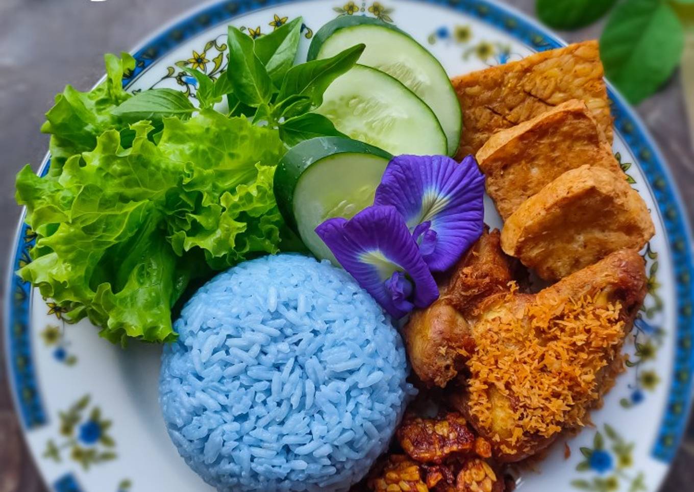 Cara Gampang Membuat Nasi Uduk Biru Rice cooker Anti Gagal