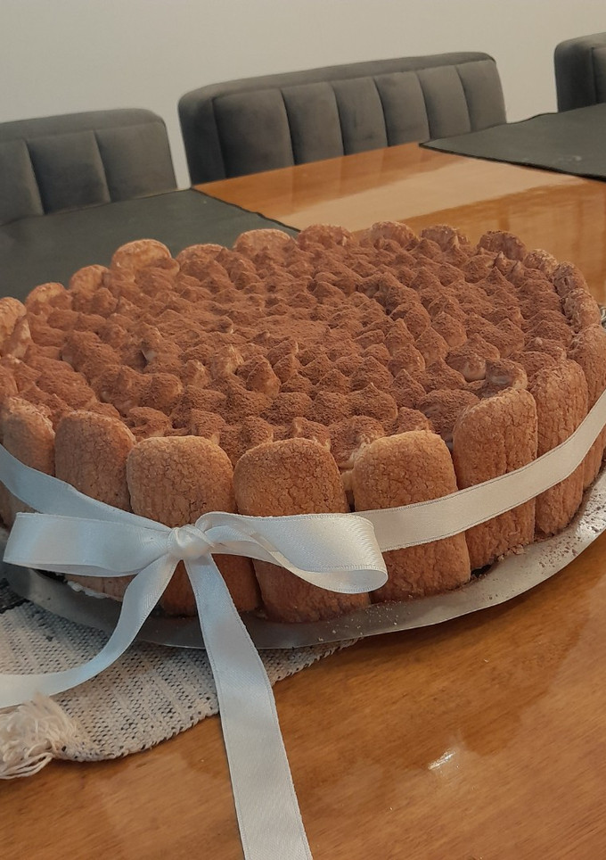 Una foto de Tiramisú con crema moka