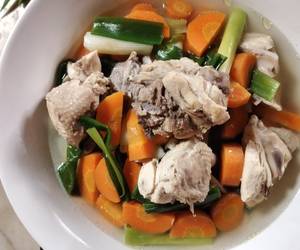 Resep Mudah Sop Ayam Klasik Praktis Enak