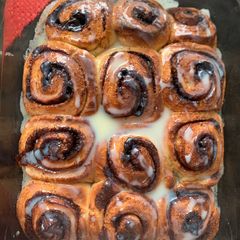 A picture of Cinnamon roll.