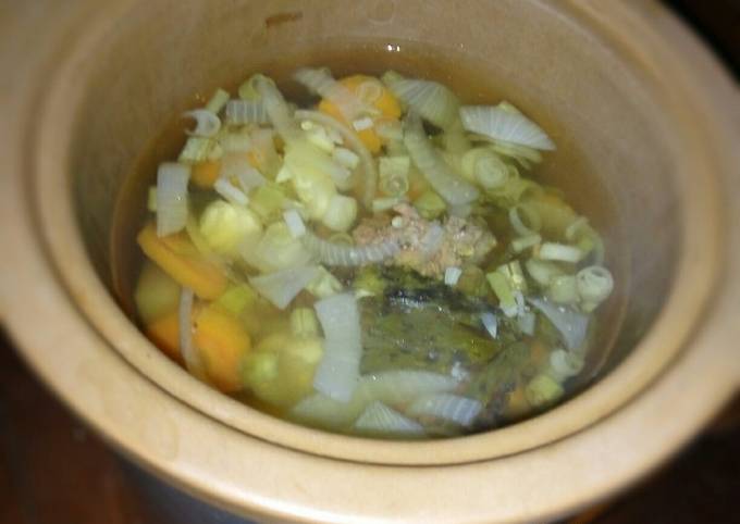 Bagaimana Membuat Soup Buntut pake Slow Cooker, Sempurna