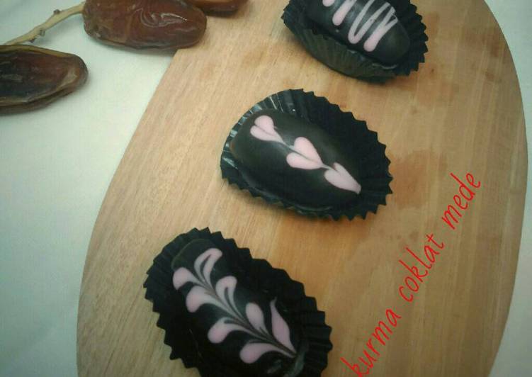 Kurma coklat mede