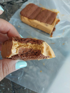Una foto de Postre frío estilo chocotorta sin tacc