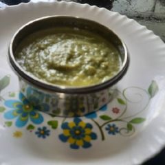 A picture of Raw mango chutney.