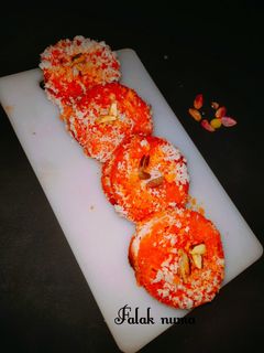 इंस्टेंट ब्रेड की स्वादिष्ट मिठाई (instant bread ki swadist mithai recipe in Hindi) रेसिपी मुख्य फोटो