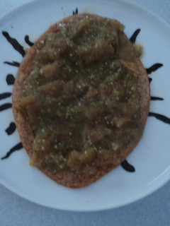 Una foto de Duro de cerdo en salsa de tomatillo de milpa las correa
