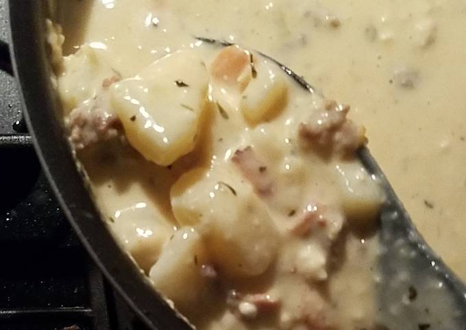 Recipe of Homemade Creamy Potato Soup
