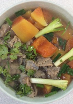 Hình của món Gân bò hầm đu đủ Ba Tri.