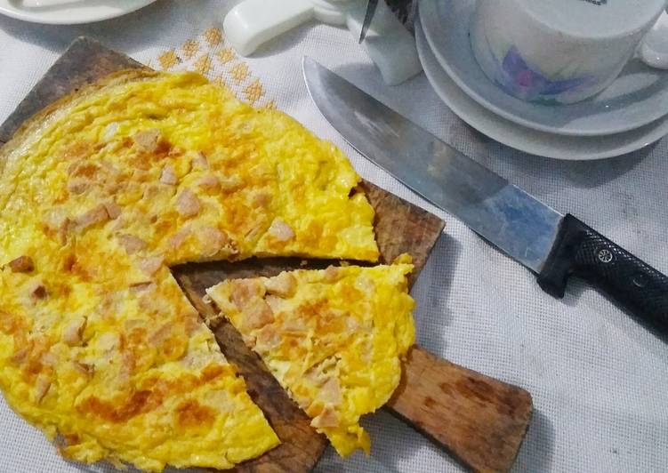 Cara Gampang Menyiapkan Dadar Telur, Sosis, Keju (Masakan Simpel), Lezat Sekali