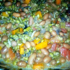 A picture of Beans and Green Grams Stew.