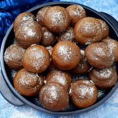 A picture of Eggless Chocolate Atta Muffins in Appe Pan.