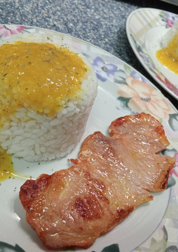 Una foto de Arroz al curry