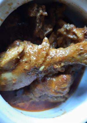 চিকেন বাদামি (Chicken badami recipe in Bengali) রেসিপির প্রধান ছবি