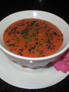 Una foto de Gazpacho de sandía y tomates