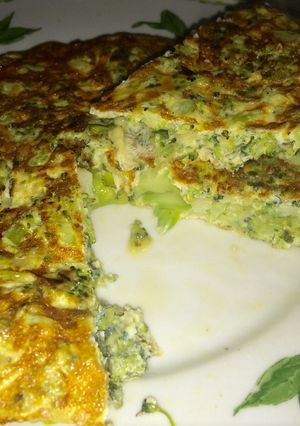 Una foto de Técnicas de cocina: Preparar una tortilla de verdura