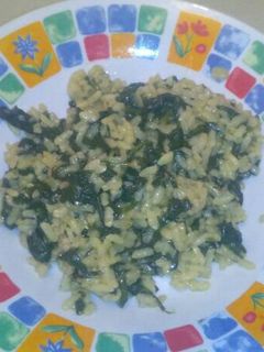 Una foto de Arroz con espinacas al curry
