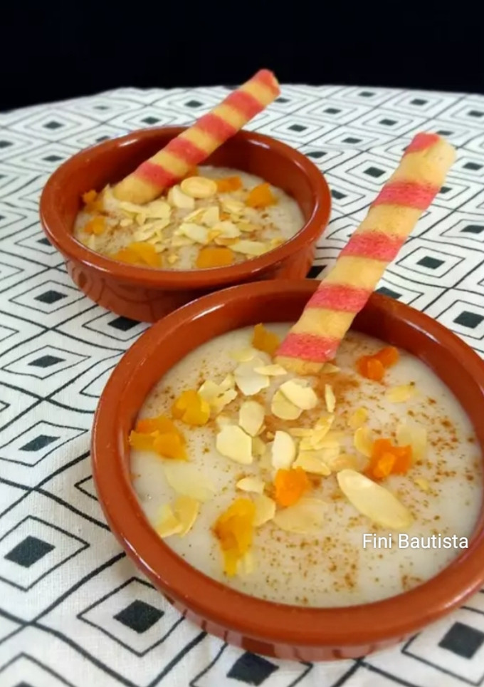 Una foto de Manjar blanco con bebida de almendra