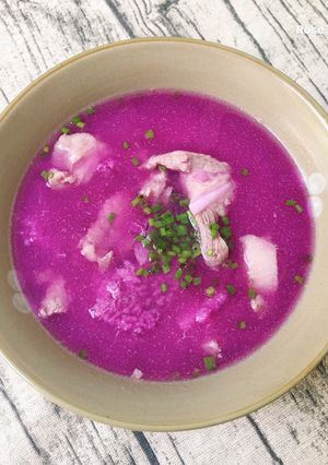Hình của món Canh Khoai Tím Nấu Sườn Non.