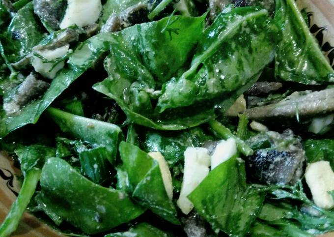 Салат со шпинатом: рецепты