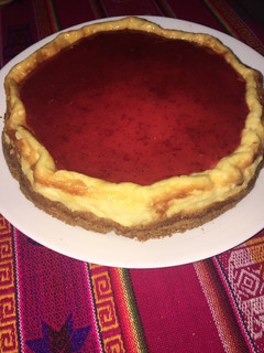 Una foto de Cheesecake clásico al horno🍓🥧