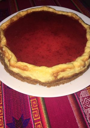 Una foto de Cheesecake clásico al horno🍓🥧