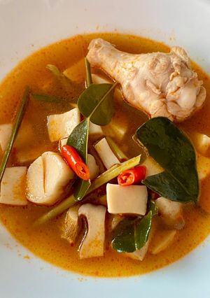 รูปของ ต้มยำเห็ดออรินจิปีกไก่