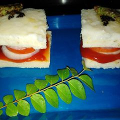 A picture of Semolina Dhokla sandwich.