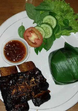 Foto resep Nasi timbel iga bakar